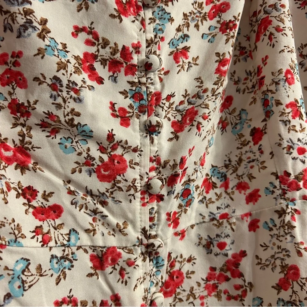 Floral Print Square Neck Top - Picture 6 of 9
